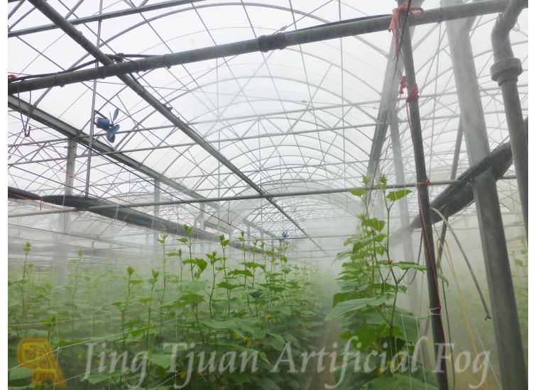 【溫室】トマト菜園の冷却．加湿